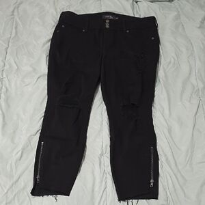 Women's Black Distressed Jeans